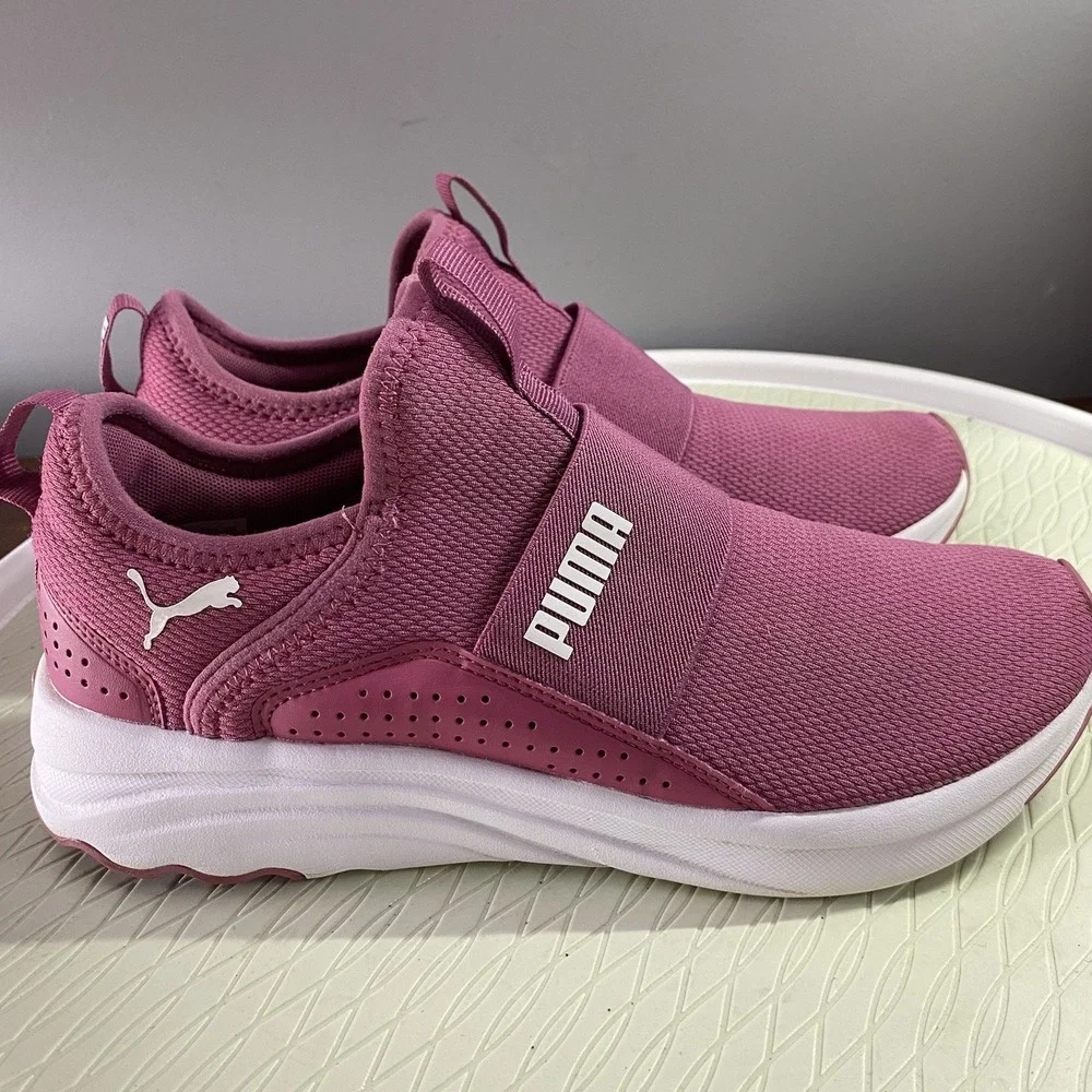 PUMA Mauve Pink W/White Shoe Soft ride‎ sophia slip-on Sneaker Sz.8.5